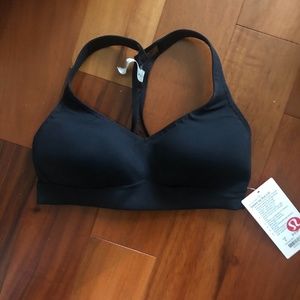 NWT - Lululemon Speed up bra size 8